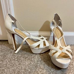 Gianni Bini white heels
